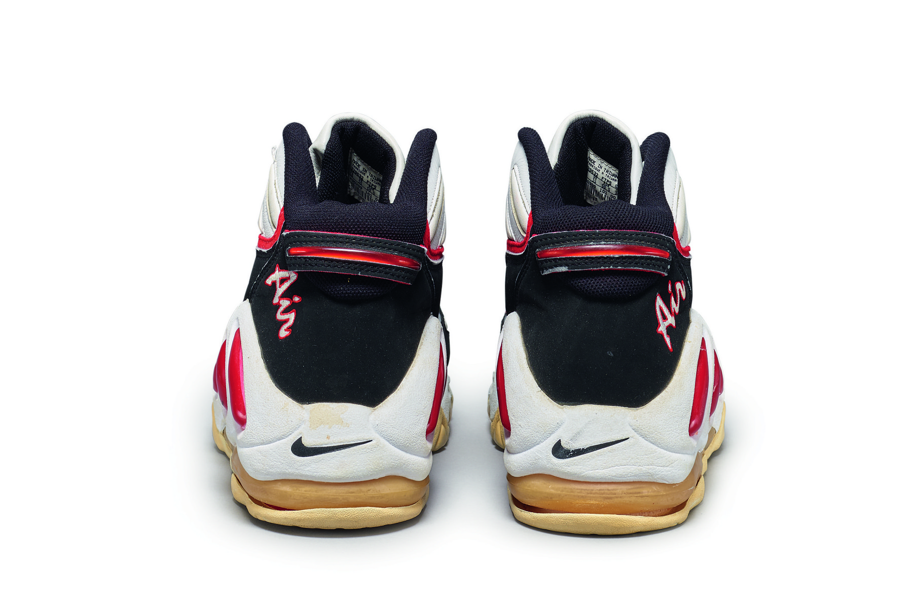 Nike-Scottie-Pippen-Game-Worn-Dual-Signed-Air-Max-Uptempo-III-